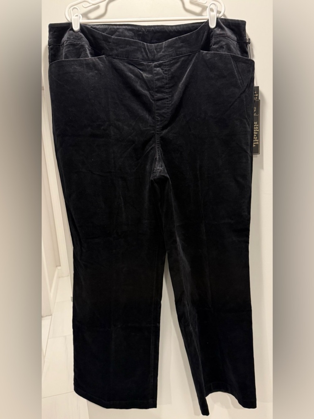 DG2 by Diane Gilman Black Velvet Pull-On Straight-Leg Pants